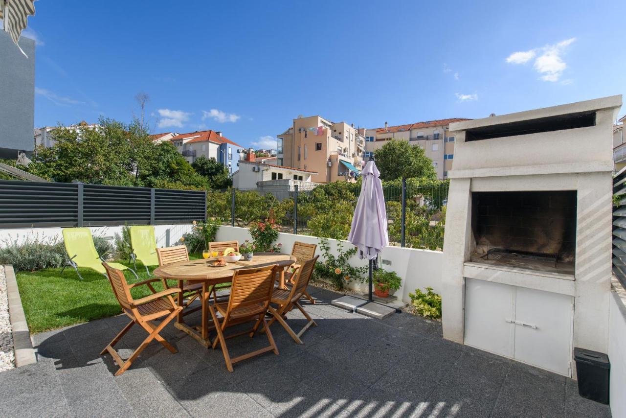 Apartment Nikolina Podstrana Exterior foto